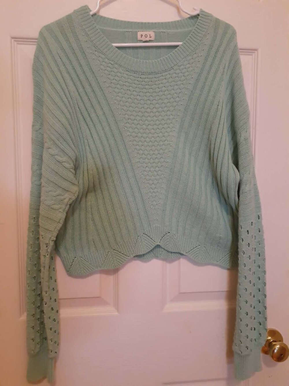 POL Lightweight Mint Green Cropped Knit Sweater